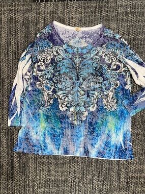 Reba Blue & White Ornate Print Long Sleeve Tee